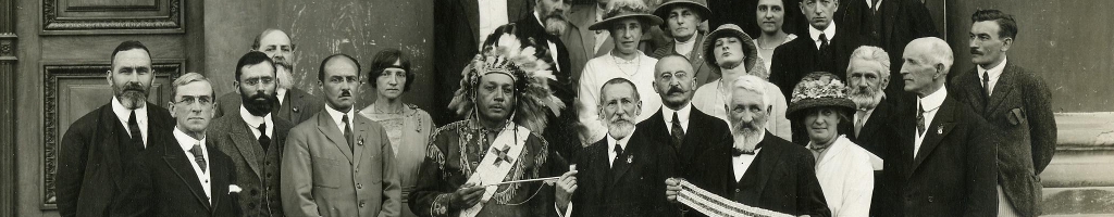 Proceso histórico en las Naciones UnidasLos pueblos indígenas han recorrido un largo camino hasta conseguir su reconocimiento internacional. Descubra las fechas clave de este proceso que sigue vigente.